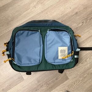 Topo designs global briefcase